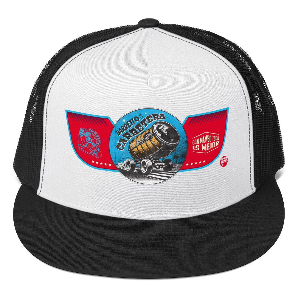 Gorra DTF tipo trucker - Snapback 5 paneles - Colores blanco y negro - Indestructible - Vista frontal